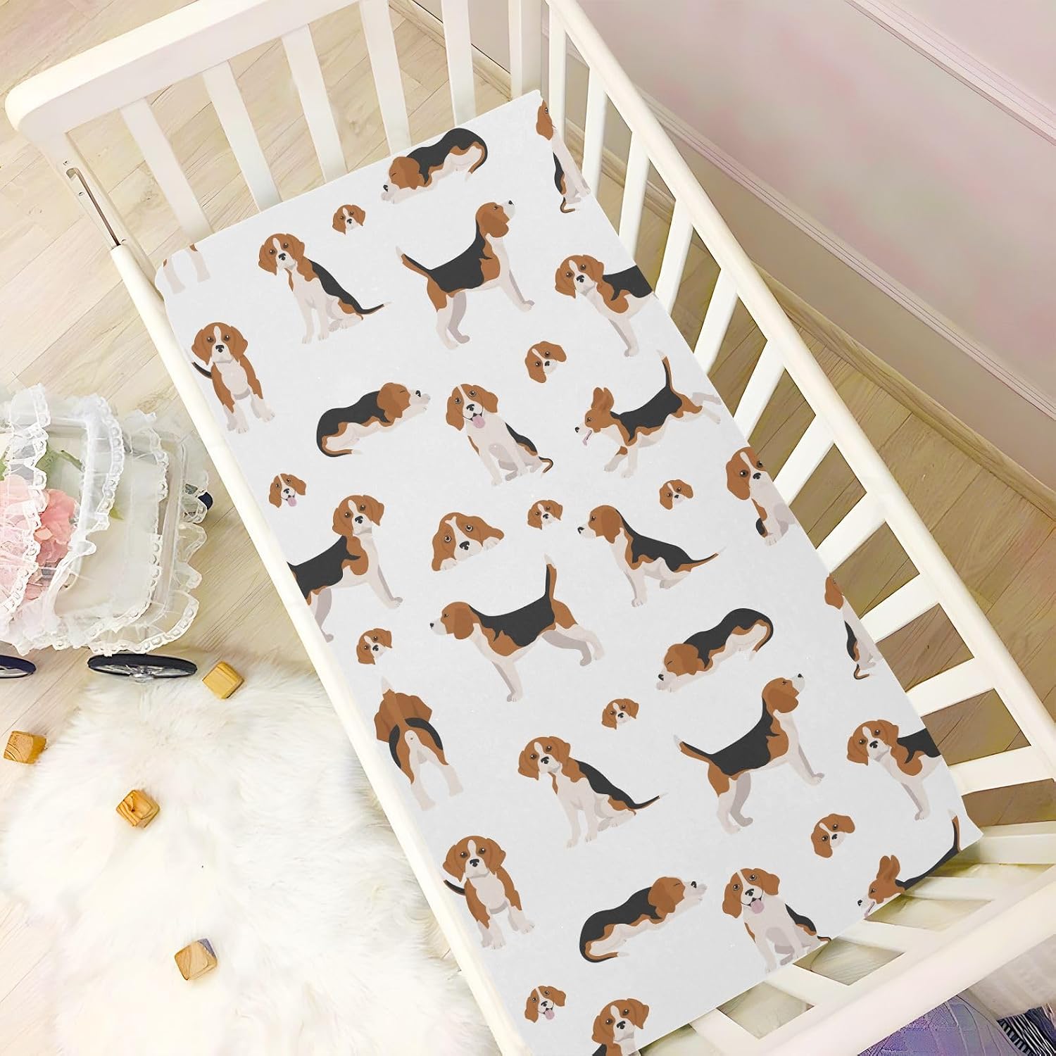 Beagle Dog Breathable Mini Crib Mattress Sheets Fitted, Toddler Baby Sheets for Crib Mattress Soft & Breathable 39 * 27 * 5In