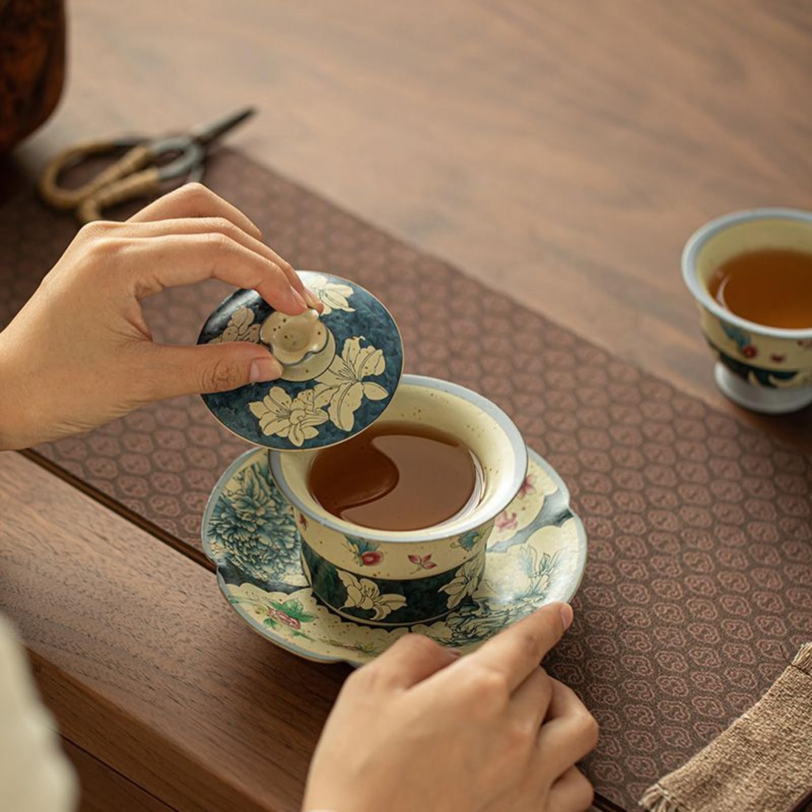 Ceramiczny Gaiwan, 150 ml, chiński styl ręcznie rysowany zestaw do herbaty Kung Fu domowa miska na herbatę