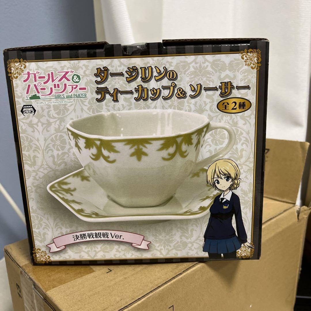 ガールズ＆パンツァー ダージリンのティーカップ＆ソーサ― ガールズ&パンツァー ダージリンのティーカップ&ソーサー 全2種