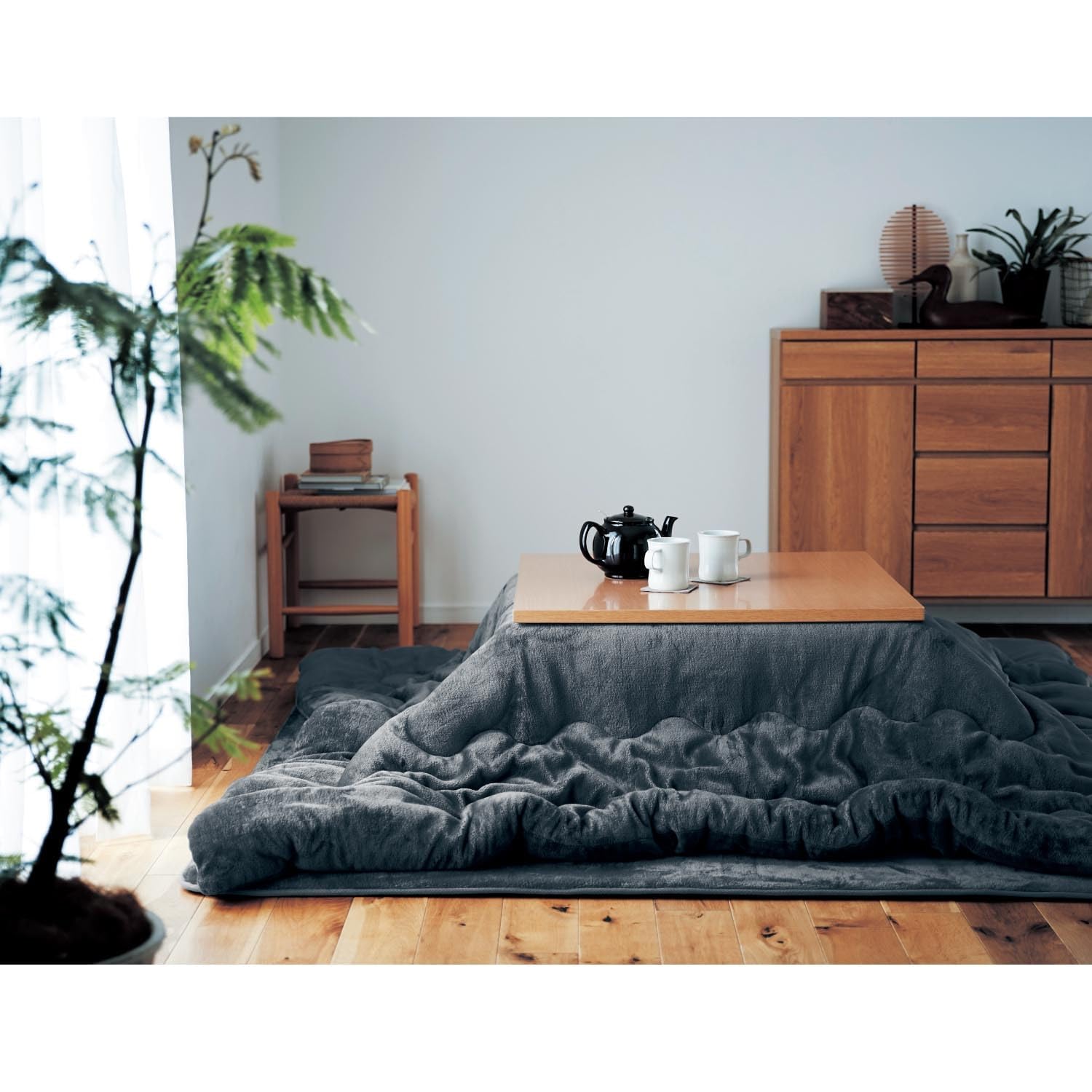 ベルメゾン　こたつ布団 掛け布団 単品 メルトロ チャコール 長方形（大） Amazon｜[ベルメゾン] こたつ布団 掛け布団 単品 メルトロ チャコール