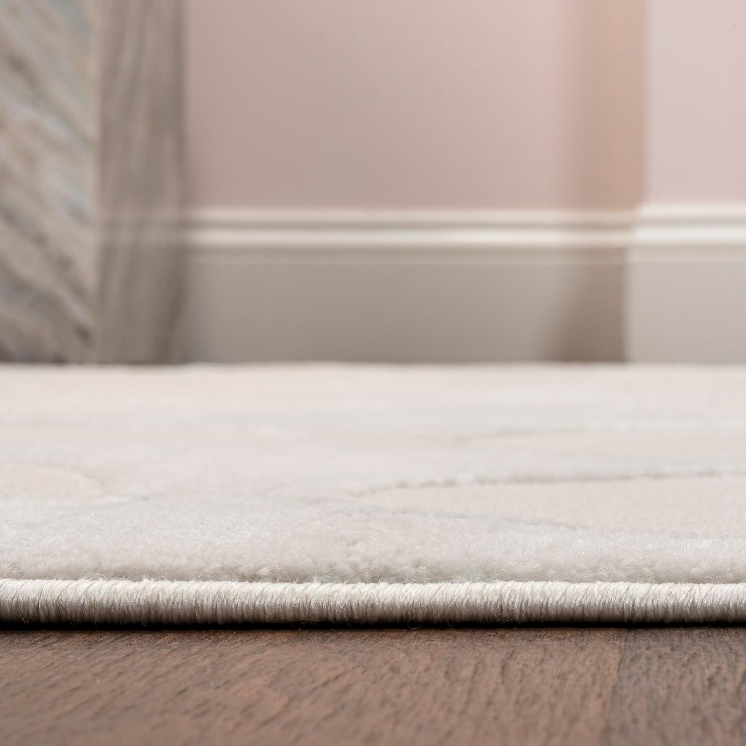 JONATHAN Y Circle Dot High-Low White/Cream Runner Rug 2X8 ft, Adrian Modern Geometric for Living Room, Bedroom, Kitchen, Office, Easy-Cleaning, High Traffic, Pet-Friendly, Non-Shedding SND105B-28