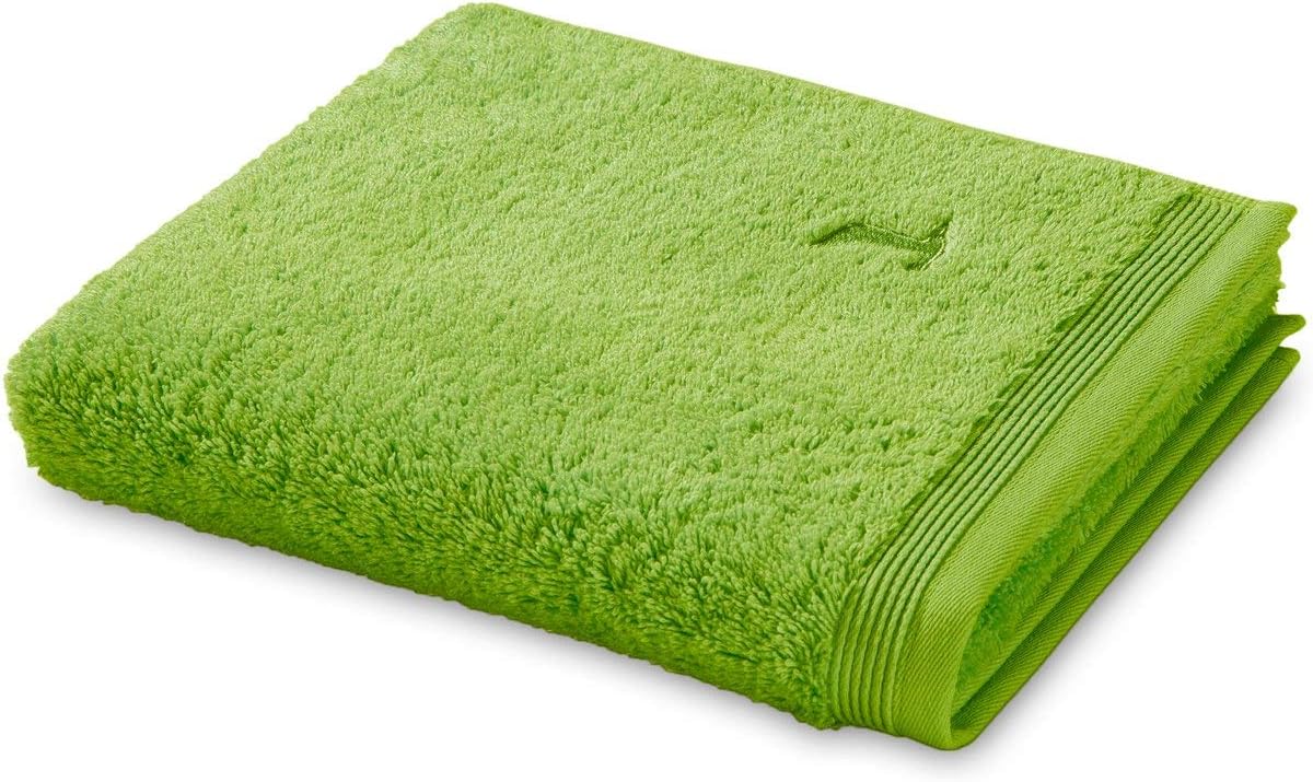möve Superwuschel towel 50 x 100 cm made of 100% cotton, peridot