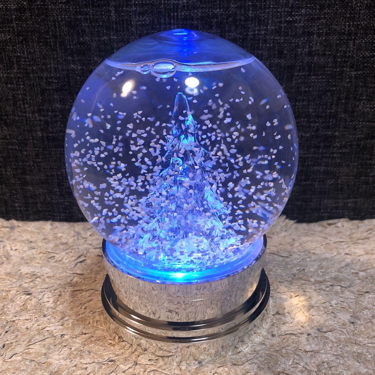 スノードーム││タイムズスクエアとクリスマスツリー│121 Amazon.co.jp: スノードーム││タイムズスクエアとクリスマス