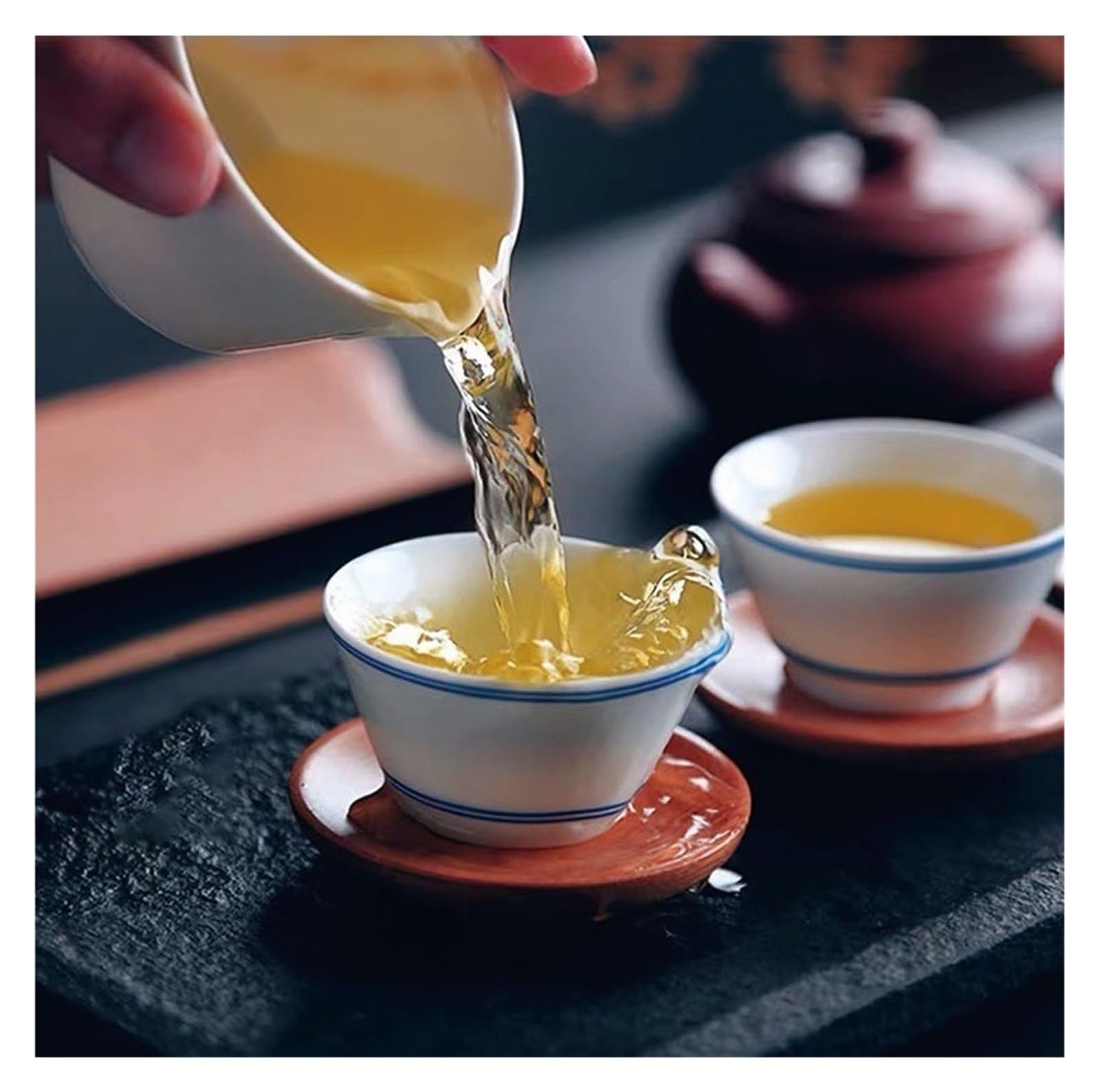 Herbata Rose Oolong 500g, o smaku owocowym, można parzyć na gorąco lub na zimno, idealna do użytku biurowego lub domowego