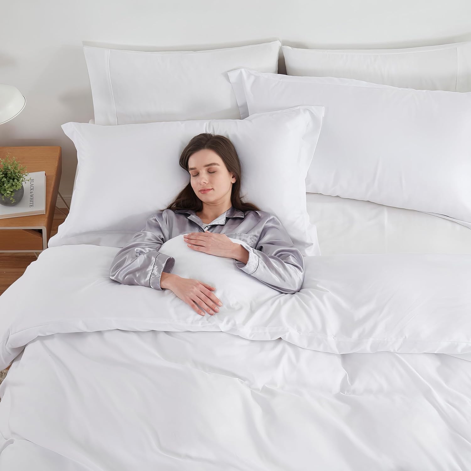 Hearth & Harbor White Duvet Cover with Fitted Sheet King Size - 4 Piece Soft Double Brushed Bedding Set, Includes 1 Duvet Cover with Button Closure, 1 Fitted Sheet, 2 Pillow Shams