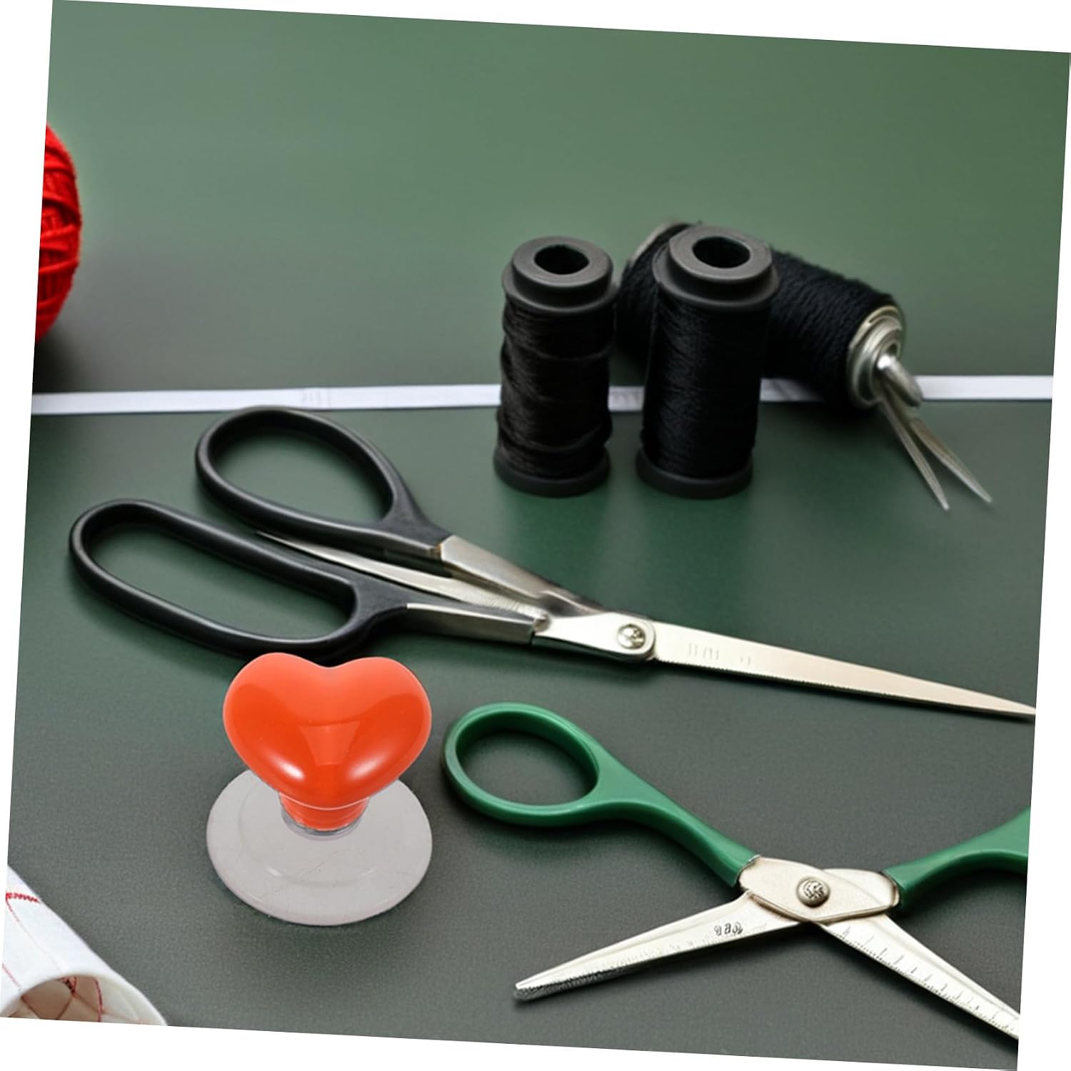 2pcs Heart Shaped Quilt Ruler Suction Cup Knobs for Sewing