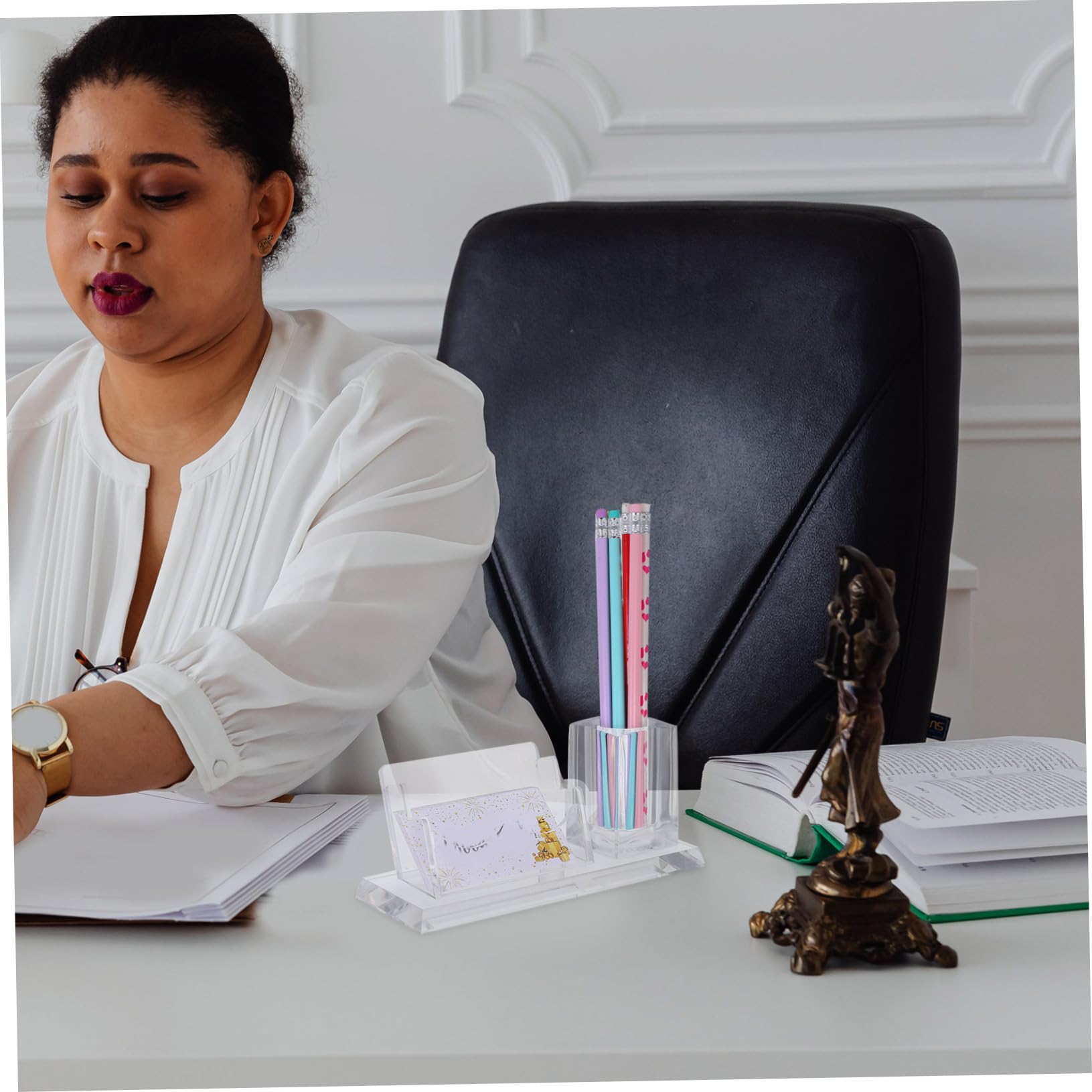 Tarjetero de Escritorio Vertical de Acrílico para Tarjetas de Visita | Caja Organizadora de Tarjetas de Presentación, Bordes Lisos, Estilo Minimalista Moderno