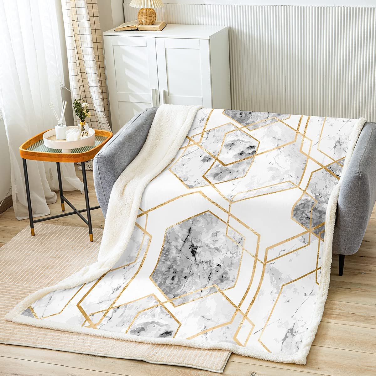 Loussiesd Marble Fleece Blanket Men Hexagon Geometric Throw Blanket for Bed Sofa Kids Ultra Soft White Gray Golden Marble Sherpa Blanket Modern Fuzzy Blanket 40x50 Inch