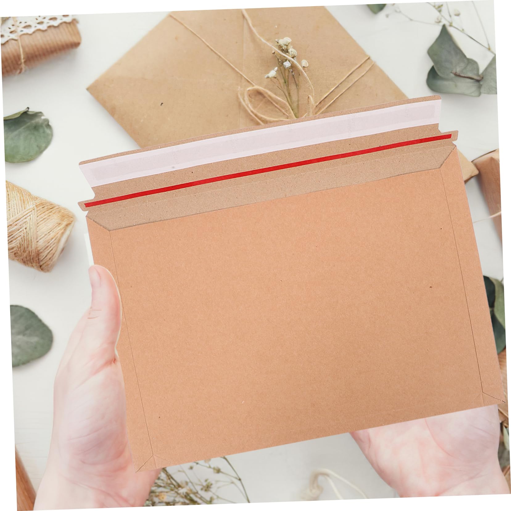 A4 Versandtaschen 30 Stück aus Papier Selbstklebend Flach | Khaki, für Fotos und Dokumente, Blanke Außenfläche zum Beschriften oder Bedrucken