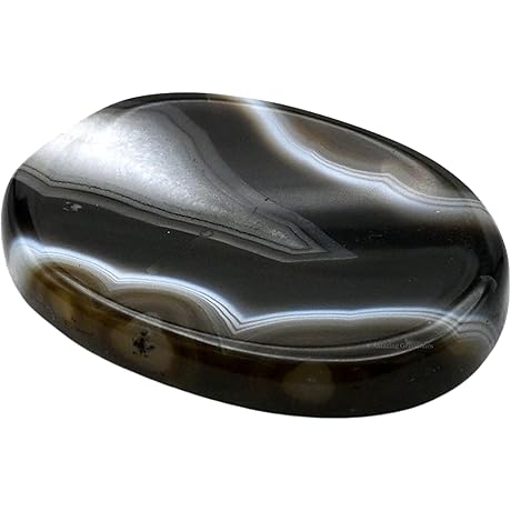 Black Onyx Worry Stone: Serenity and Protection in Your Pocket