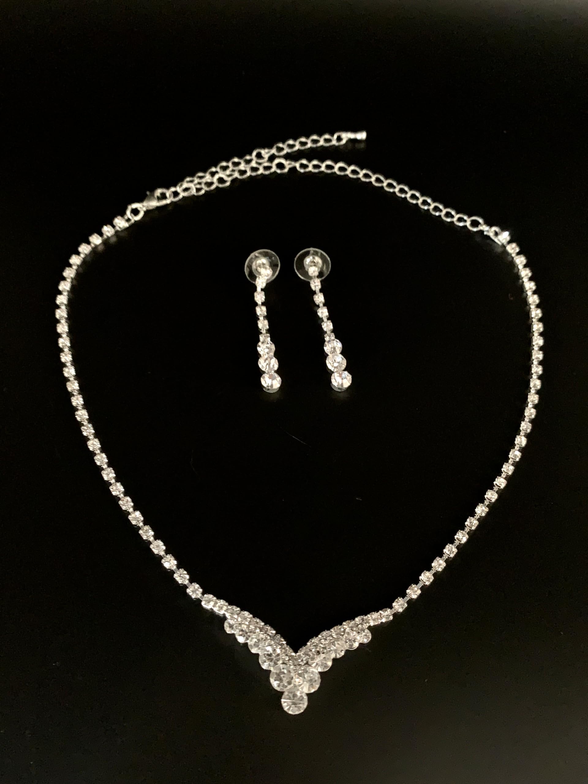 3er Set V Schmuck Damen – Silber Strass Collier Halskette mit Ohrringen & Armband – Verstellbare Kette 38–48 cm, elegantes Schmuckset für Hochzeit, Abiball, Kommunion & festliche Anlässe