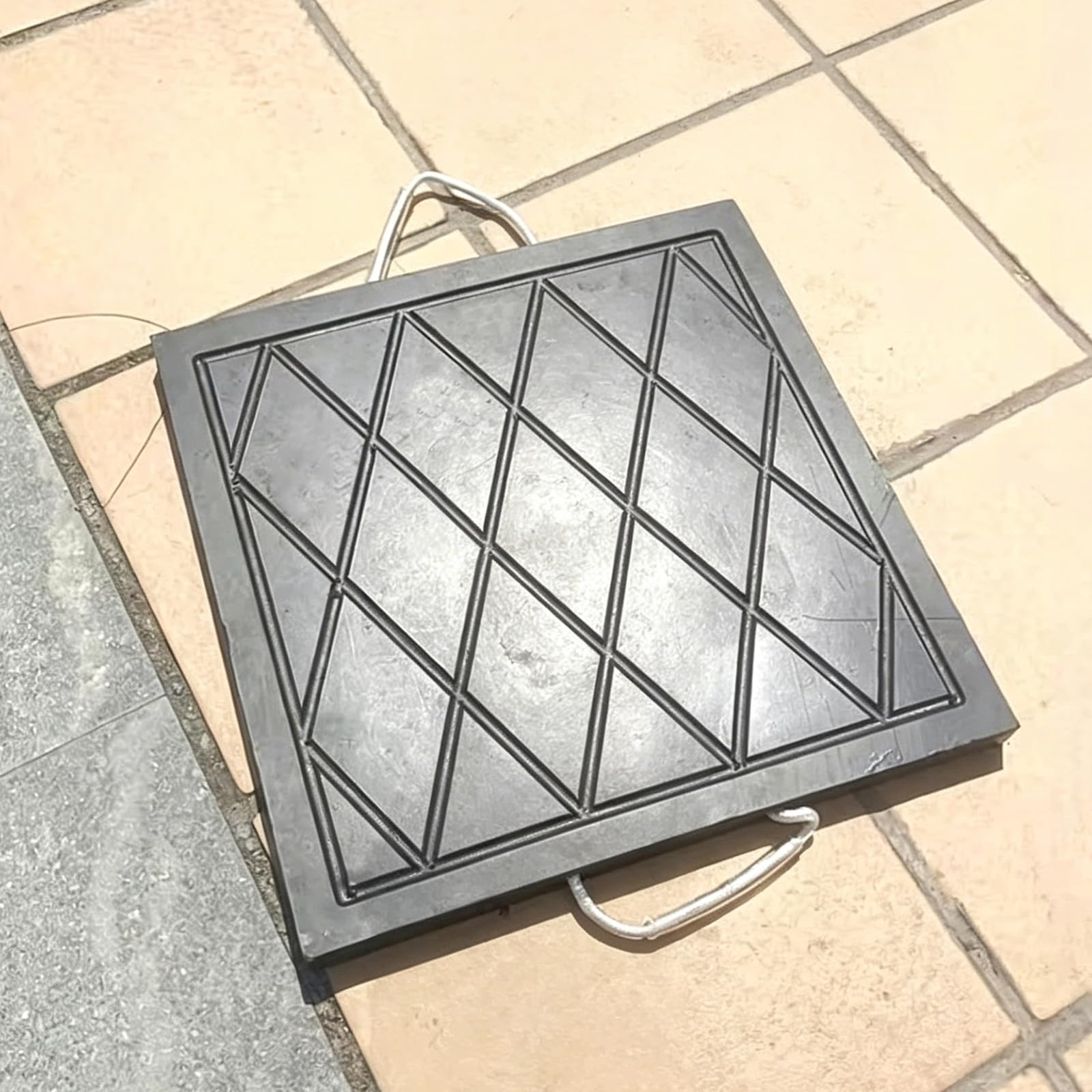 Base stabilisatrice antidérapante pour tapis de stabilisateur universel