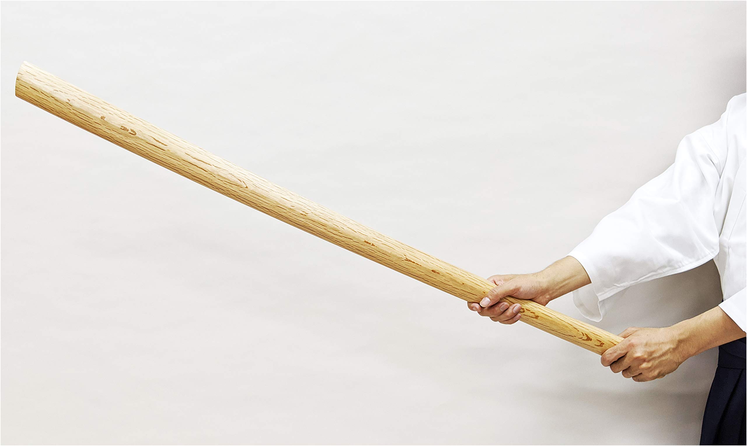 ●重量級 がっちりした大振り 高級感ある 硬木 三刀掛け 刀立 幕板透かし柄 ○重量級 がっちりした大振り 高級感ある 硬木 三刀掛け 刀立 幕板