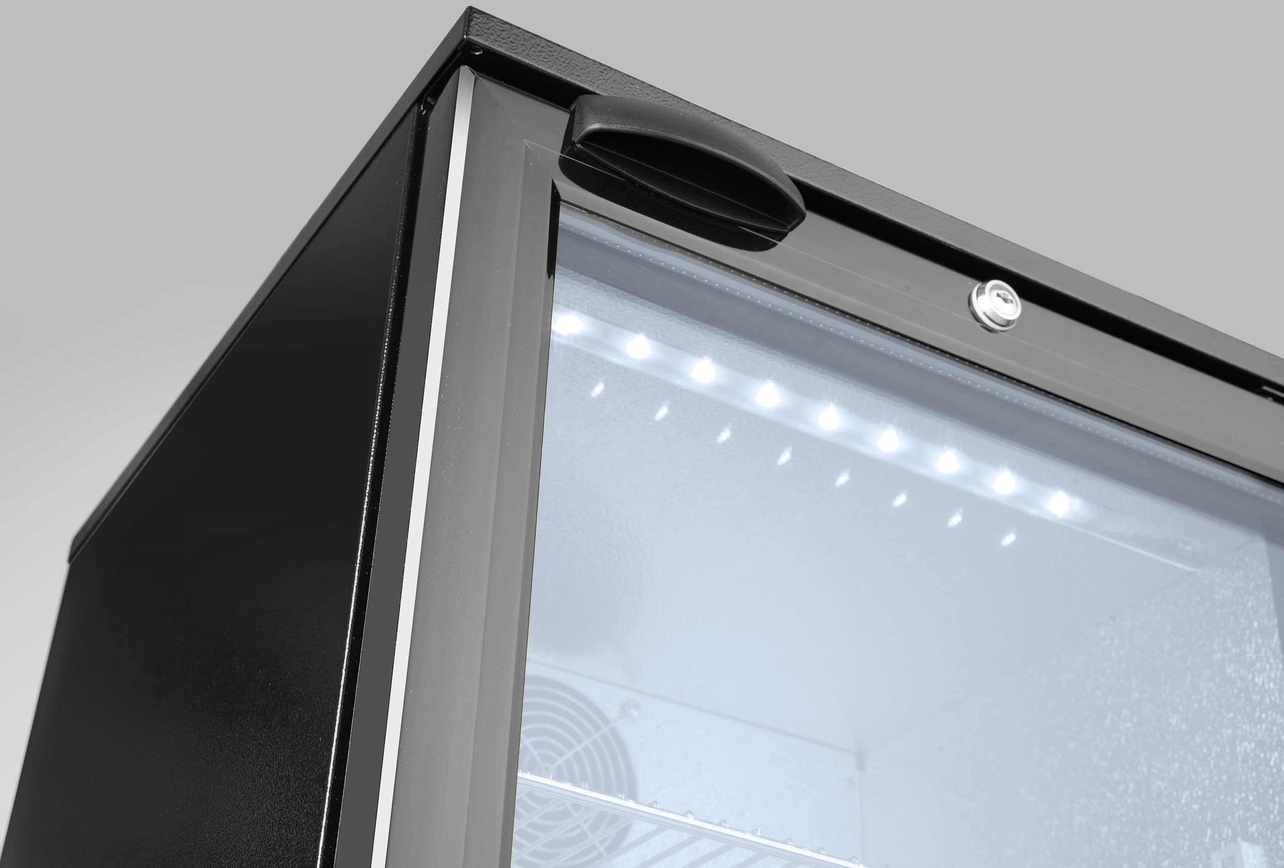 HENDI Refrigerador bajo mostrador para bebidas Arktic, 1 puerta, 86L, 0 a 10°C, 220-240V, 120W, 500x530x(H) 865mm, acero con recubrimiento en polvo negro