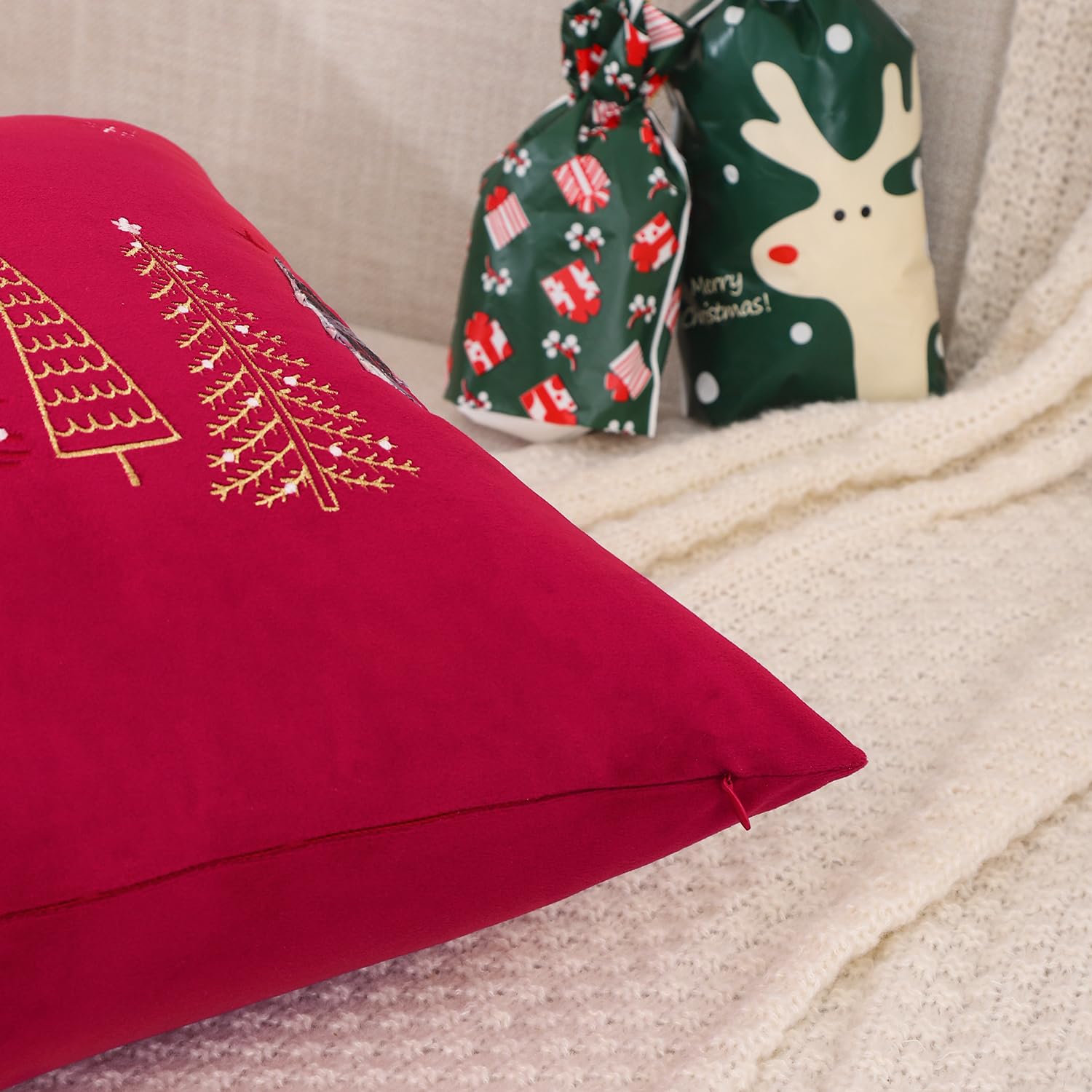 Tosleo - Juego de 2 Fundas de cojín (Terciopelo, 40 x 66 cm, Funda de Almohada, Color Rojo y Alegre Xmas, Muchos árboles de Navidad, decoración de Invierno, para sofá, Cama, Silla, salón o casa