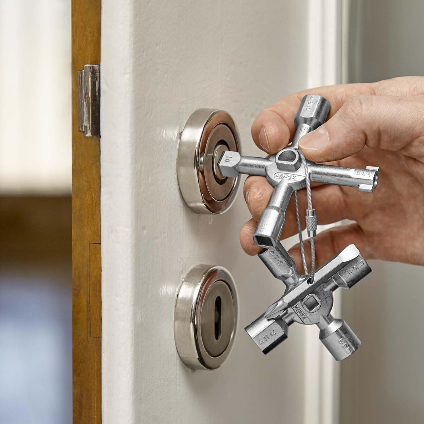 KNIPEX TwinKey Llaves para armarios de control para armarios y sistemas de paso estándar 92 mm, 00 11 01