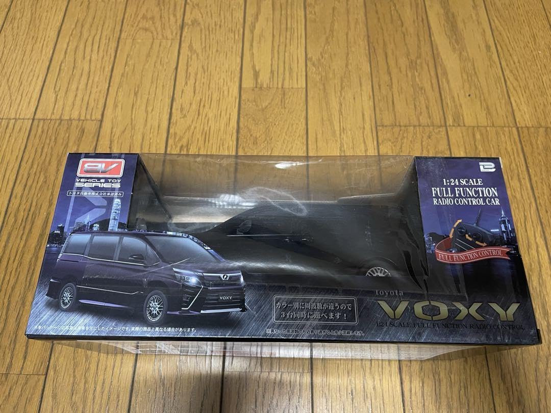 Amazon.co.jp: ヴォクシー VOXY 124 ラジコン RCカー : 文房具