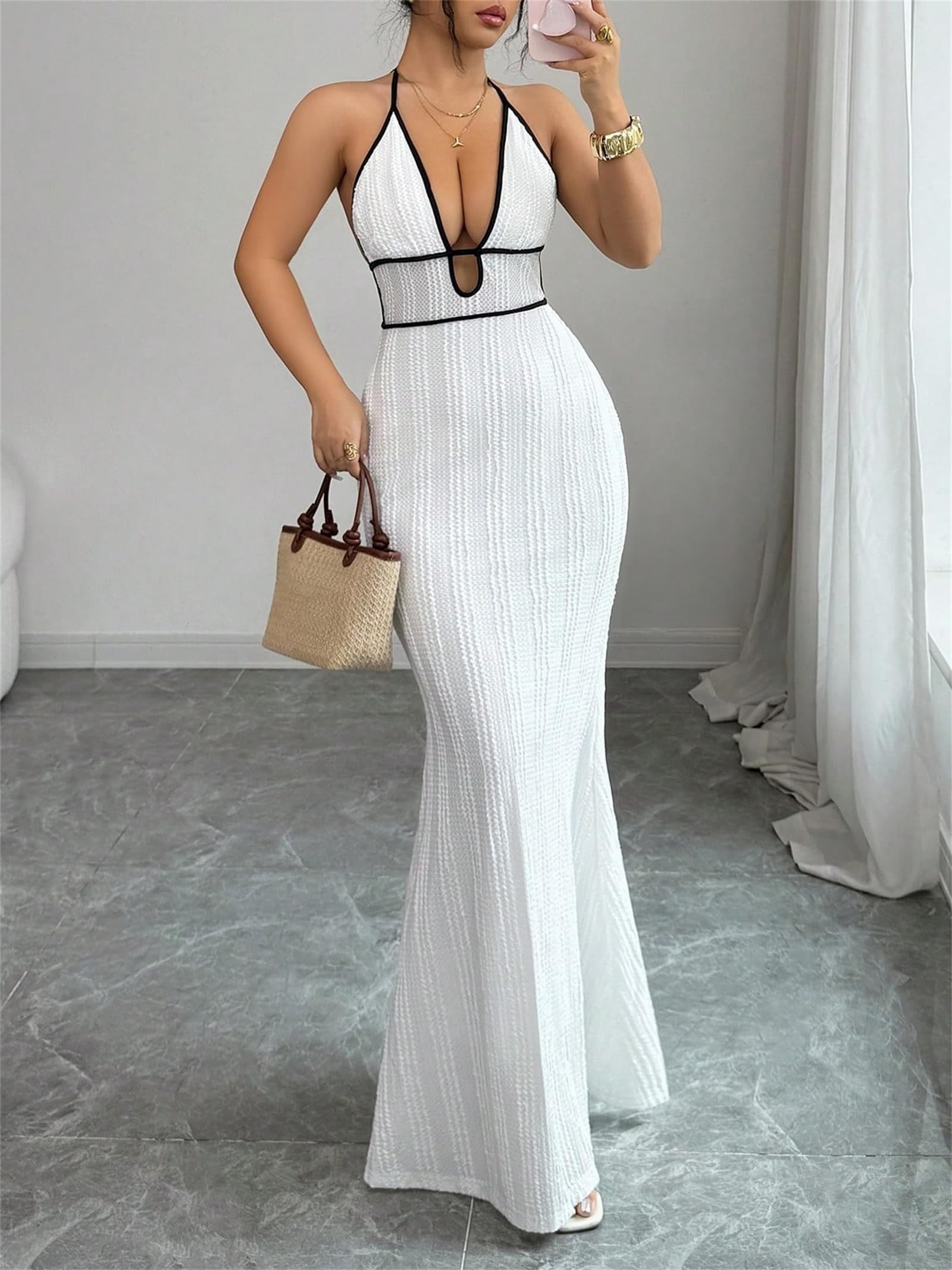 Abito Lungo da Donna in Maglia Stile Boho con Scollo a V Profondo e Allacciatura al Collo, Senza Schienale, a Blocchi di Colore, Aderente, Sexy, Perfetto per Serate in Discoteca o Feste.