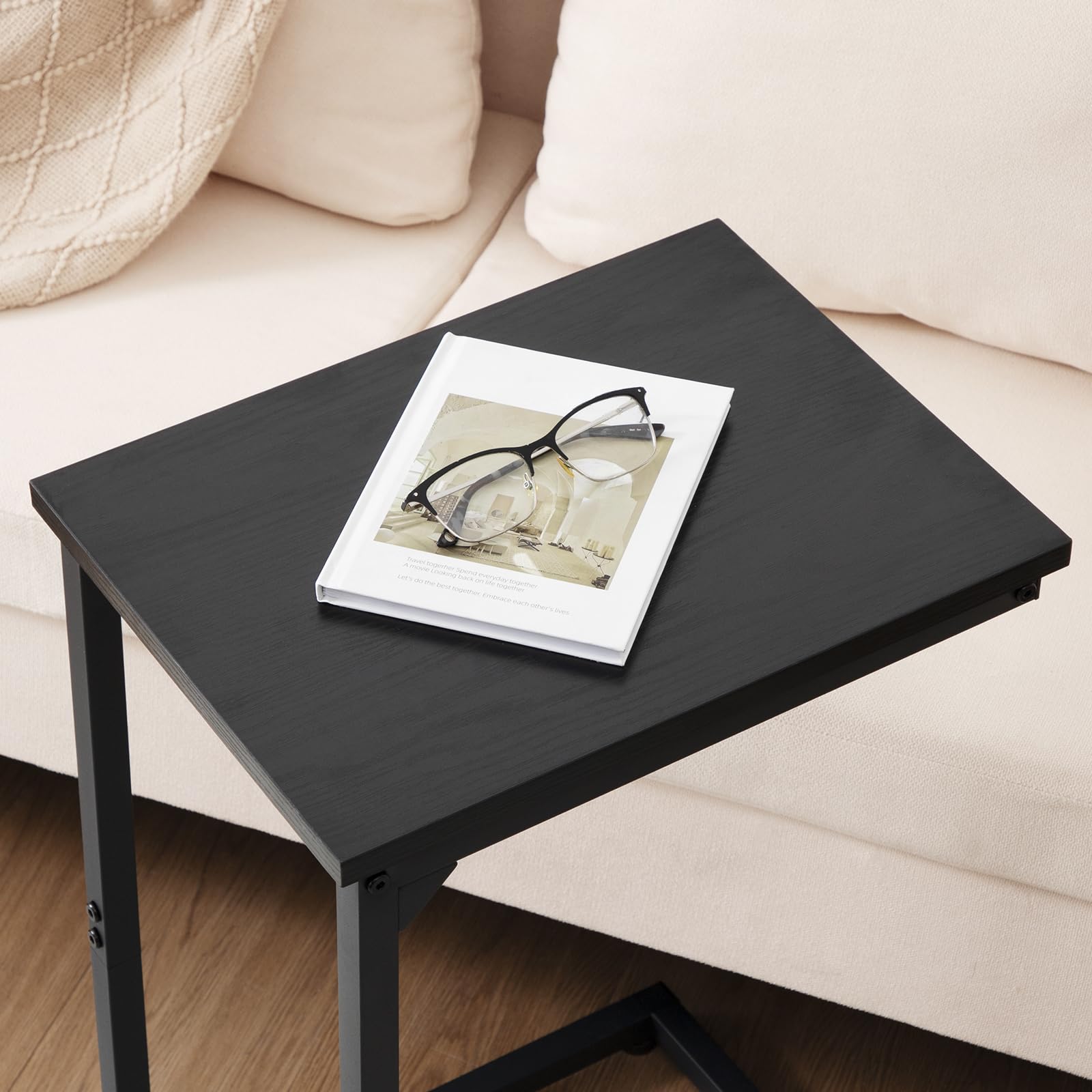 AMHANCIBLE Beistelltisch 2er Set, Couchtisch C Form, Wohnzimmertisch mit Metallgestell, mobiler Kaffeetisch, Sofatisch für Kaffee und Laptop, Beistelltisch Couch für Schlafzimmer, Wohnzimmer, Schwarz