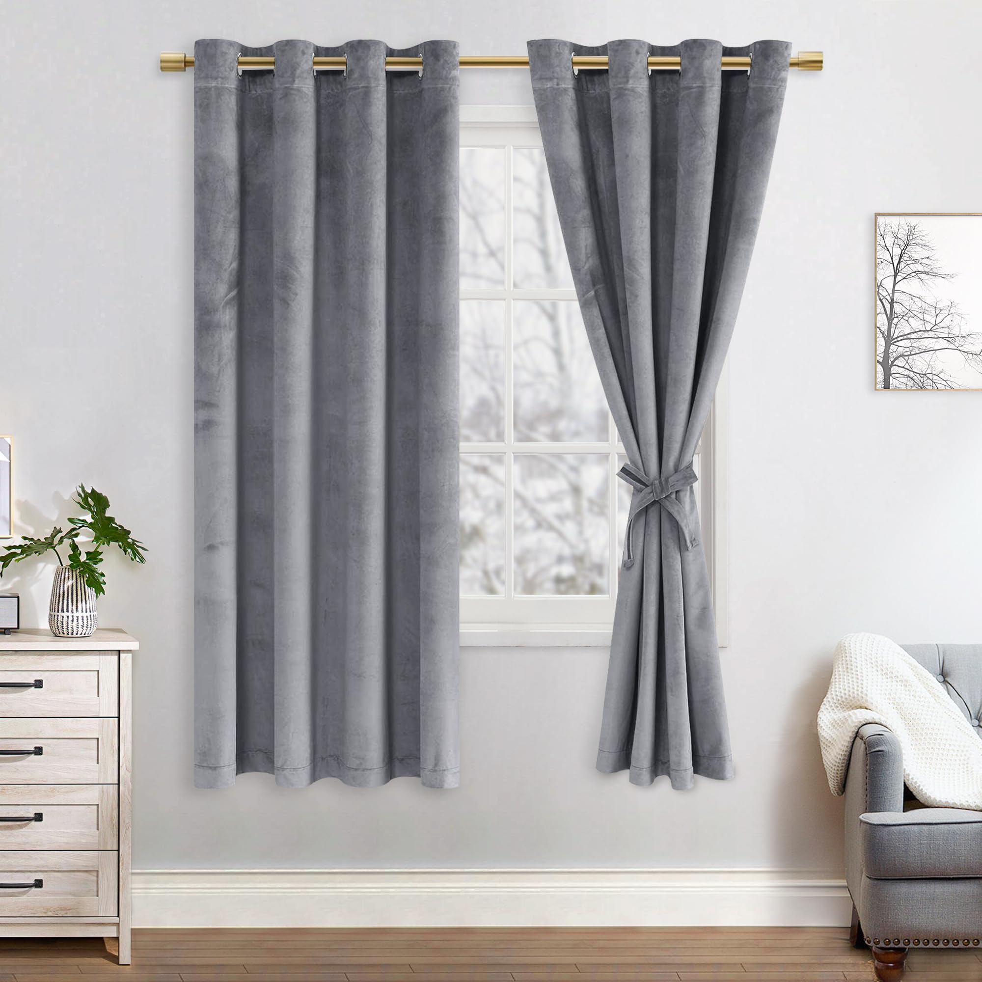 JIUZHEN Velvet Blackout Curtains, Set of 2, Soft Opaque Curtains with Eyelets for Bedroom 140 x 175 cm (width x height), Grey