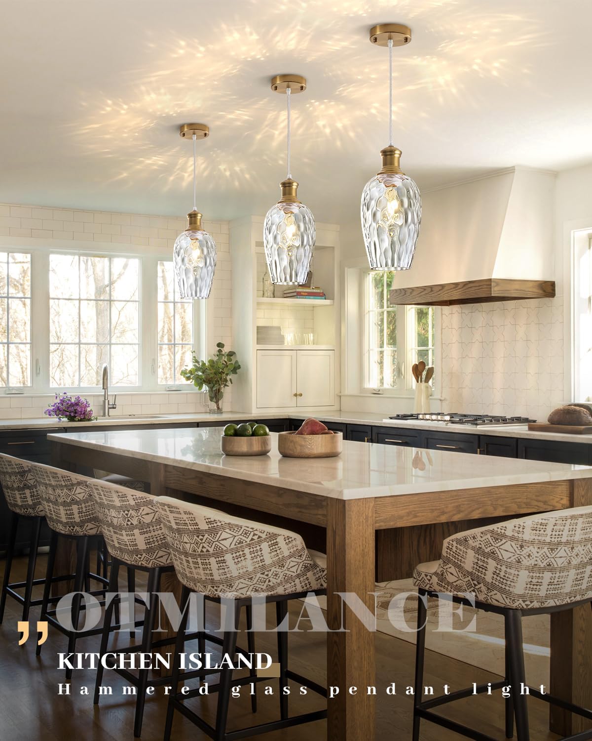 Gold Pendant Lights Kitchen Island, 6.3”Clear Hammered Glass Pendant Lights, Blown Glass Farmhouse Pendant Light 1-Pack, Kitchen Hanging Light for Kitchen Island, Living Room, Cafe