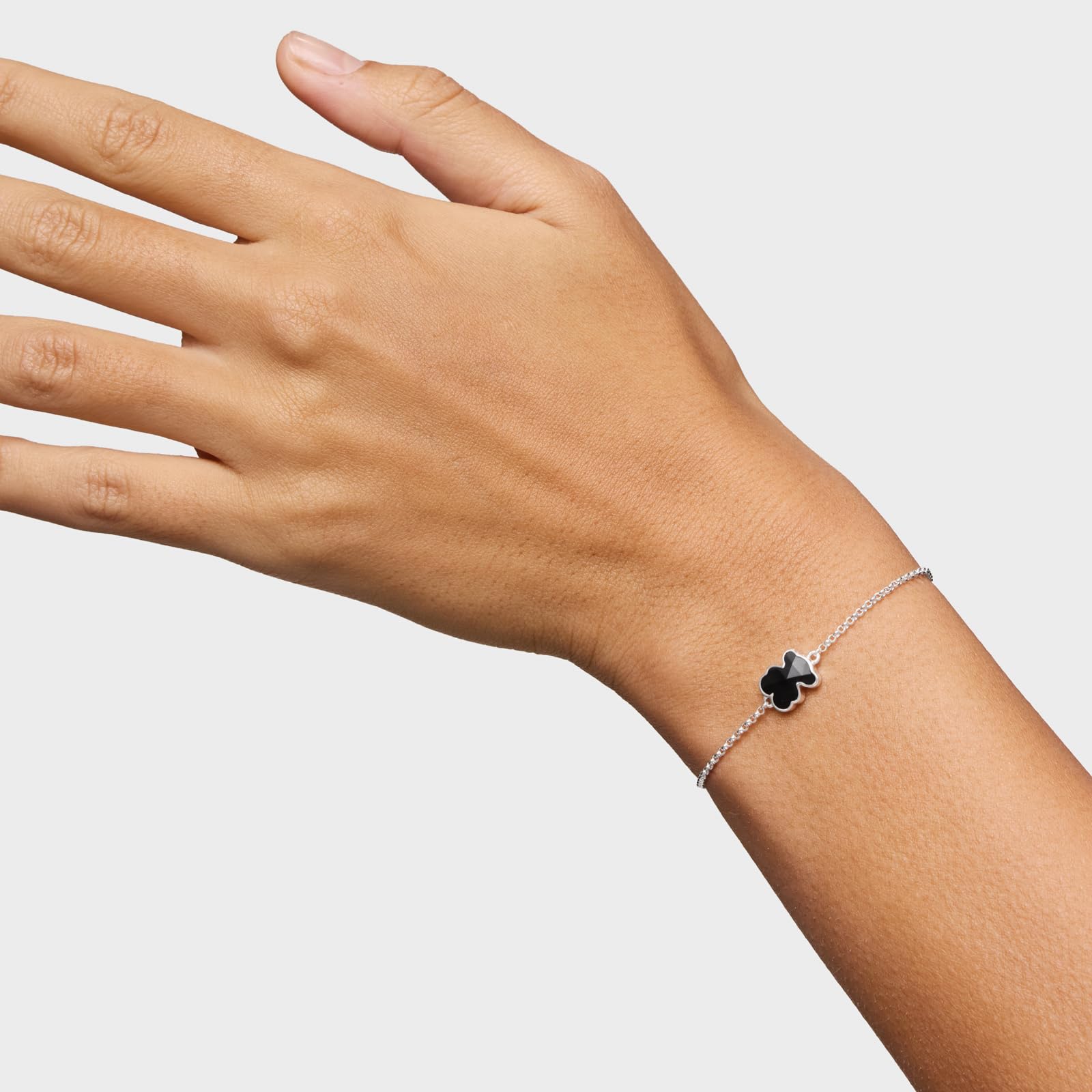 TOUS Pulsera Cadena para Mujer de Plata de Primera Ley y Motivo Oso en Ónix, Colección Icon Color