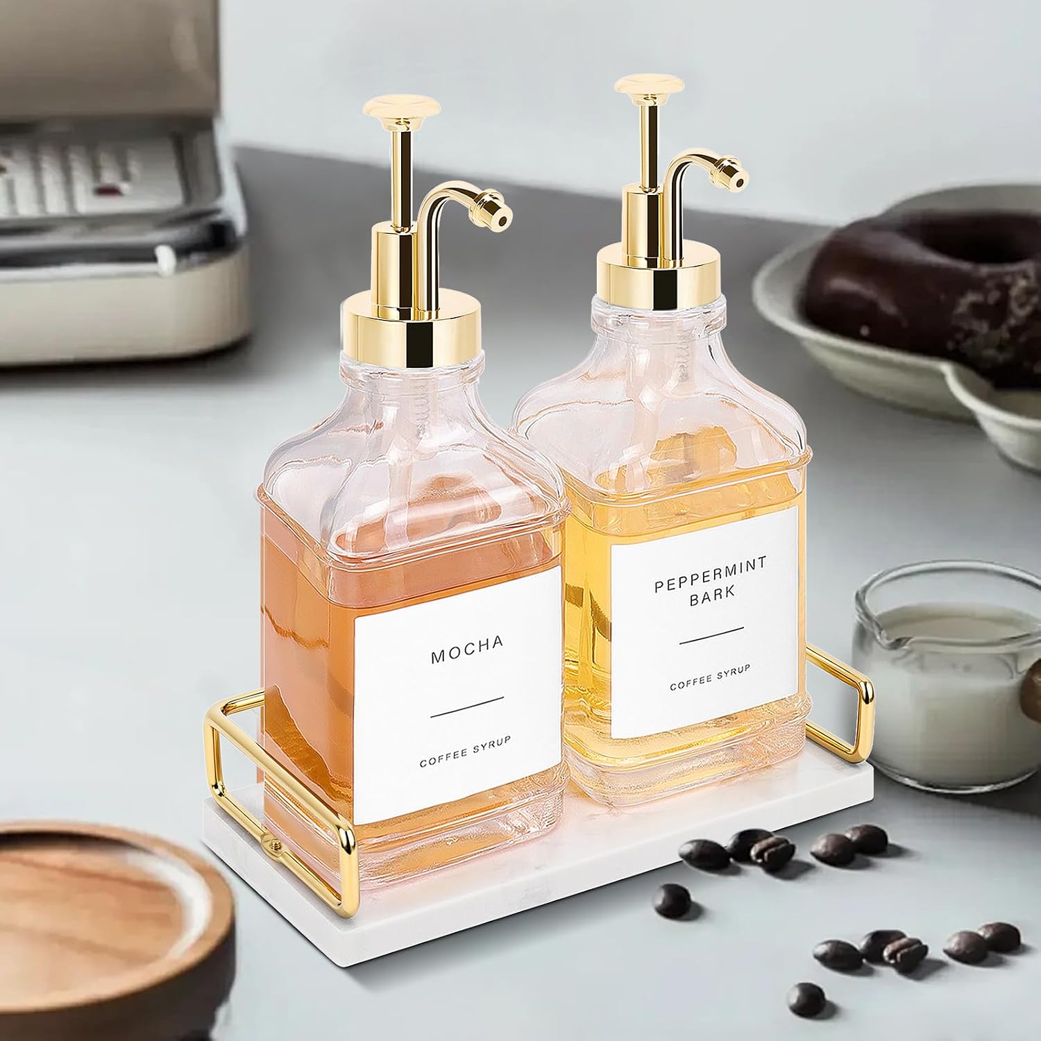 Coffee Syrup Dispenser for Coffee Bar, Clear Glass Syrup Bottles with Pump, Refillable Maple Syrup Storage, Coffee Station Accessories and Organizer, 500ml, Set of 2 + Tray (Gold)