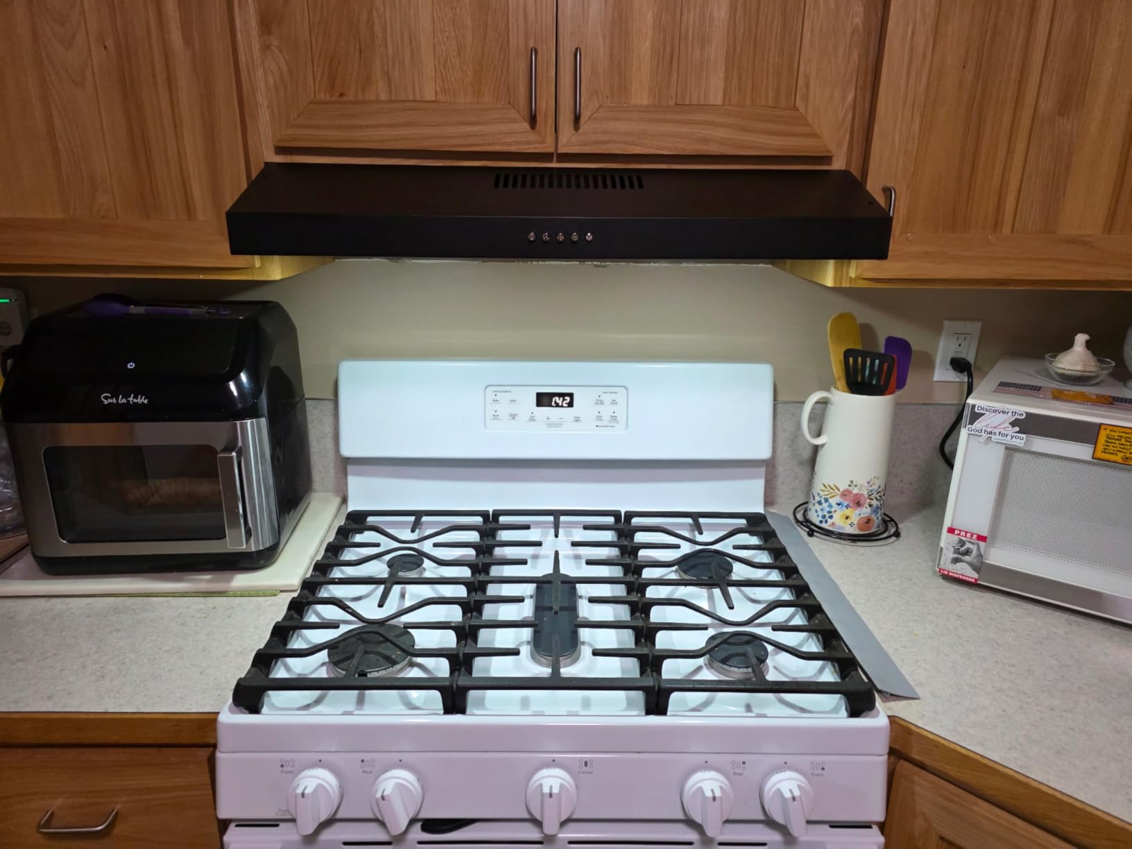 Internal or external exhaust