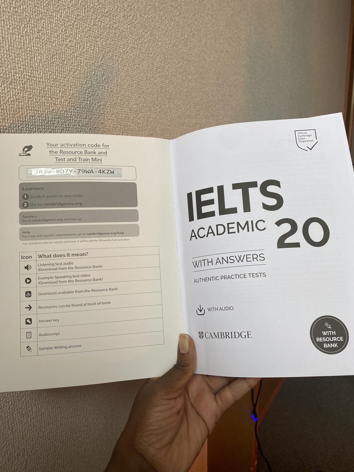 Amazon | IELTS 20 Practice Test Academic Student's Book with Answers ...