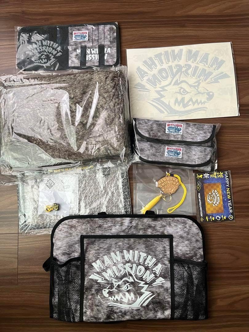 MAN WITH A MISSION　　　カー用品8点セット MAN WITH A MISSION マンウィズ グッズカー用セット MAN WITH A