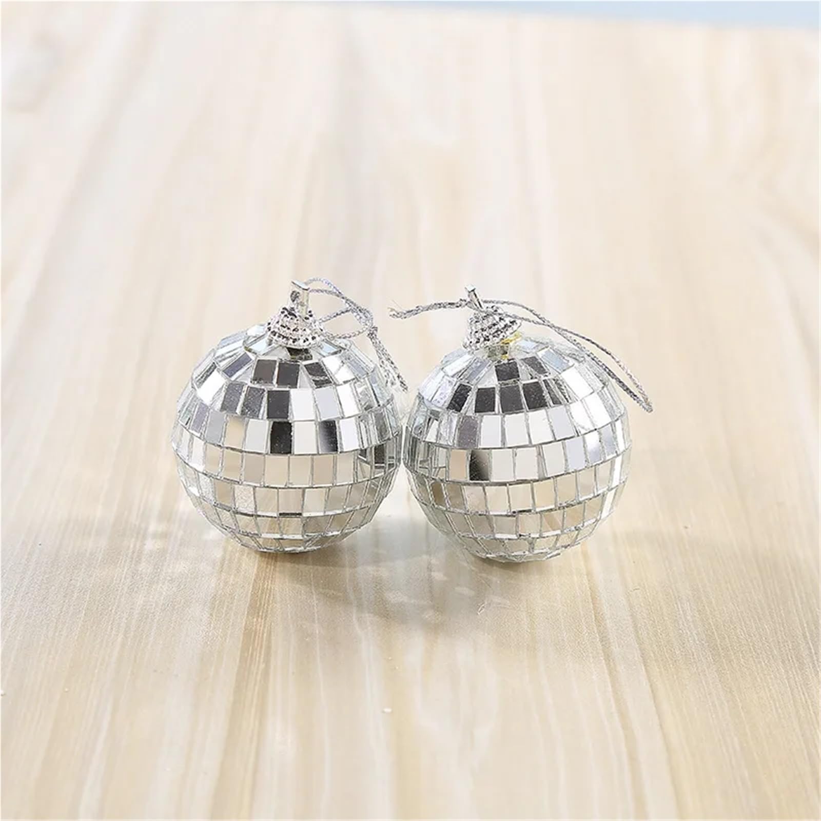 Dekoracja imprezowa lustrzanej kuli dyskotekowej, Disco Lustrzana Kula Wiele Rozmiarów 3-12 cm Dekoracje Przyjęć(8CM 3 piece)