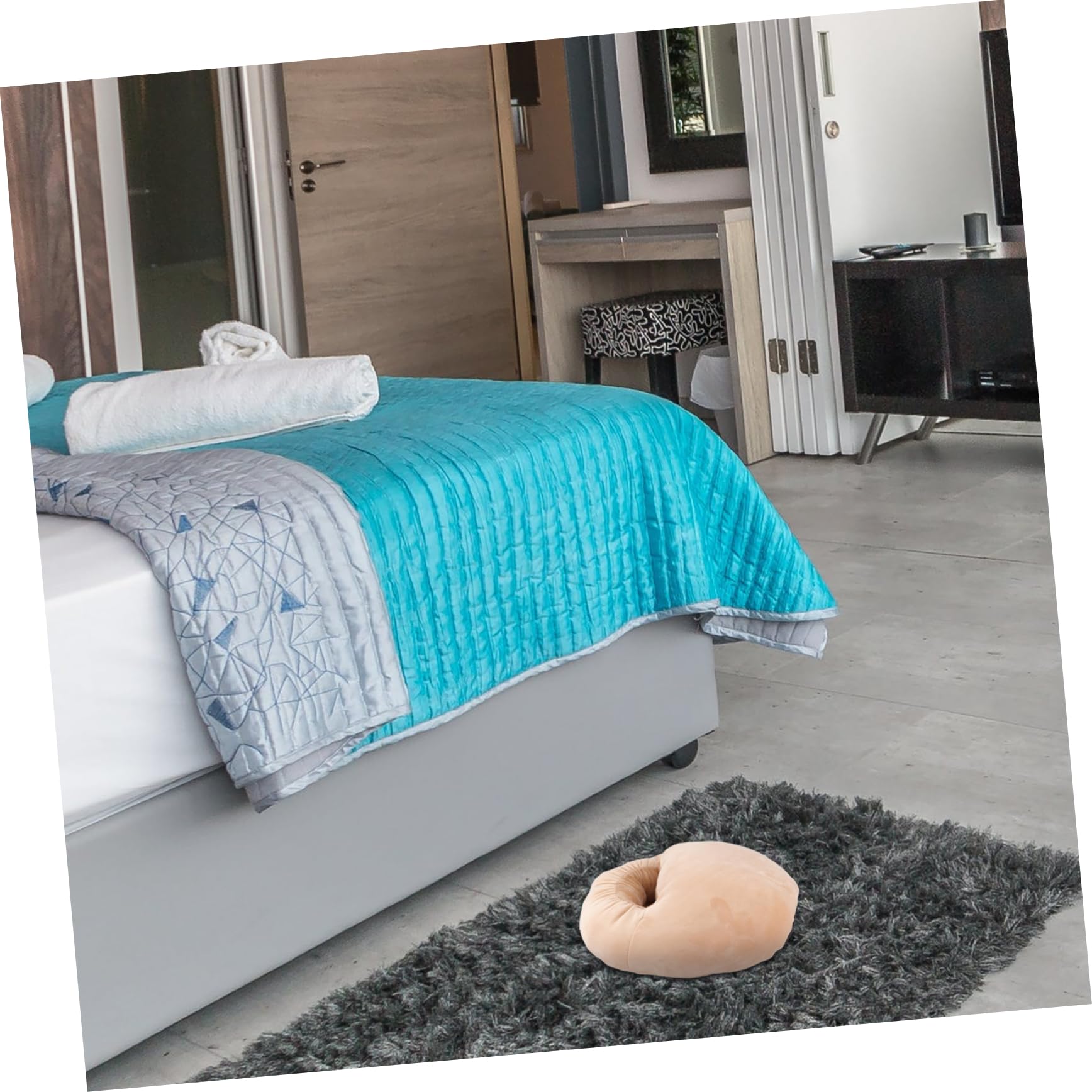 Homoyoyo 1Pc Heating Shoes for Winter Plush Foot Warmer for Comfort and Circulation for Home Use and Cozy Relaxation