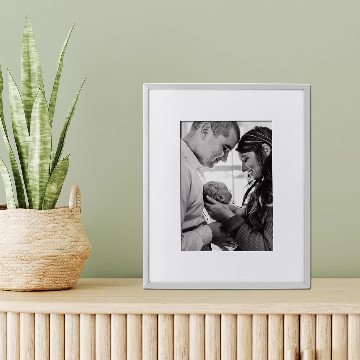 Lawrence Frames Silver Plated Matted Picture Frame, Silver, 5x7