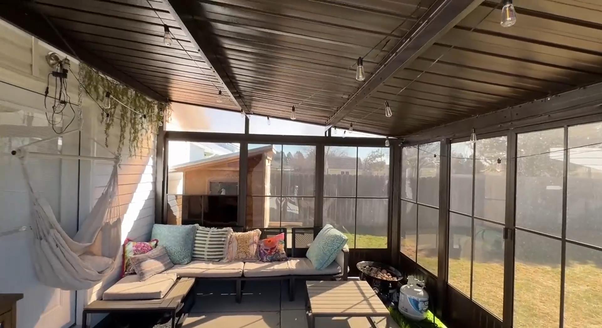 Amazon.com : Domi Lean-to Sunroom 10x12FT, Wall Mounted Solarium