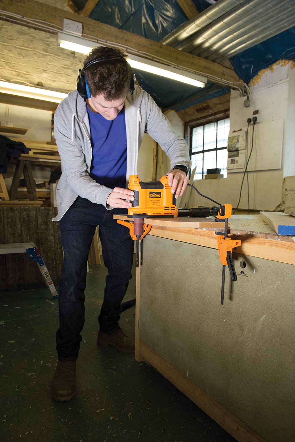 Triton 949538 Ponceuse à cylindre oscillant compacte, 650 W, Orange