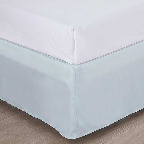 Miniatura 7 de Chezmoi Collection Grace - Juego de edredón de 7 piezas, diseño floral bordado floral azul pálido con pompones, a rayas, tamaño King