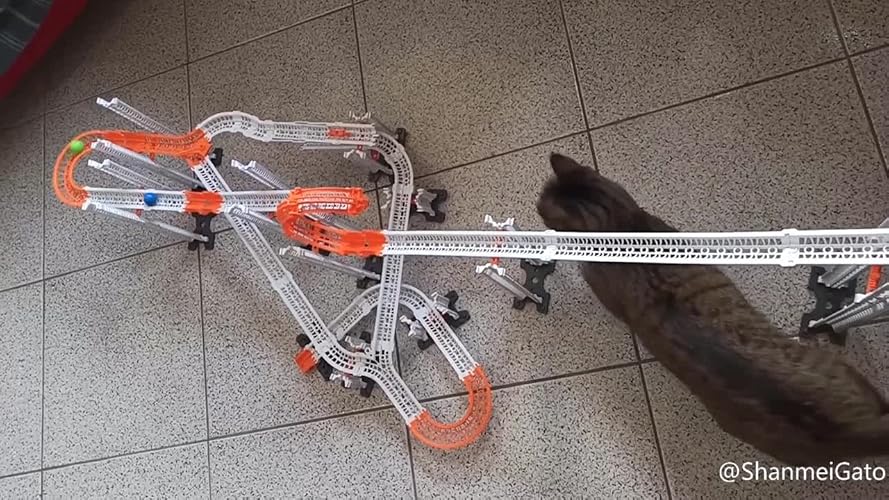 Action & Reaction Starter Set multiparte per costruire una pista a sfera, gioco