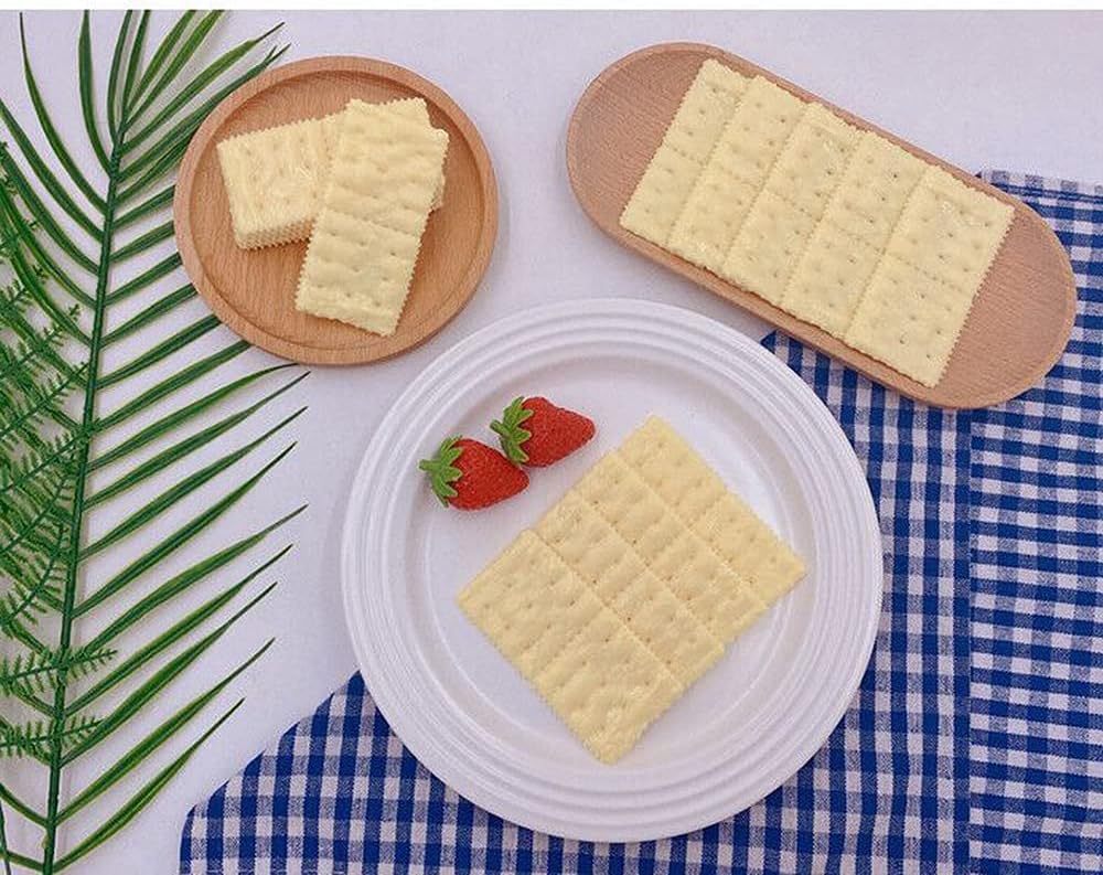 10PCS Artificial Lifelike Soda Crackers Fake Food Model Photography Prop for Home Party Decoration