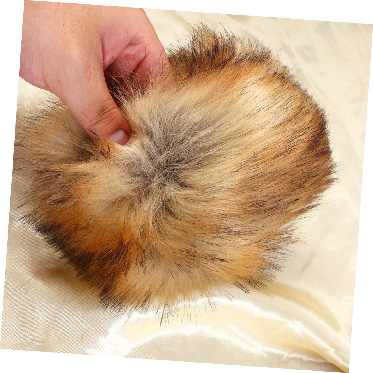 Healifty Faux Fur Arm Warmers Elastic Wrist Cuff Warmers for Women Soft Furry Wrist Bands with Cozy Sleeve Covers for Party Costumes and Winter Outfit Decoration