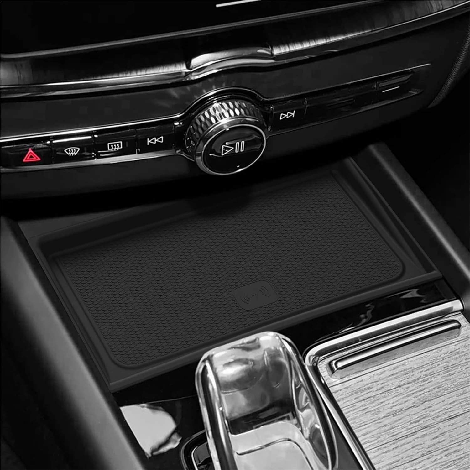 for Volvo XC60 2026 Silicone Phone Wireless Charging Mat Anti-Slip Anti- Dirt Protection Pad Car Interior Accessories Black