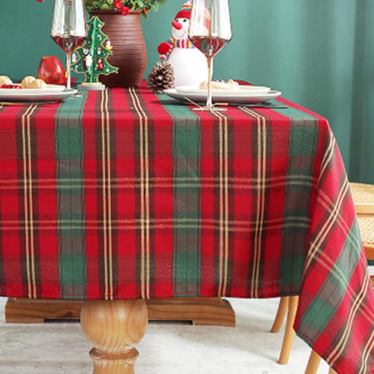 Christmas Tablecloth Red,Plaid Rectangle Xmas Metallic Fabric Table Cloth Dust-Proof Wrinkle Resistant Heavy Weight Polyester Table Cloths for Holiday Kitchen Dinning Tabletop(60" x 120")