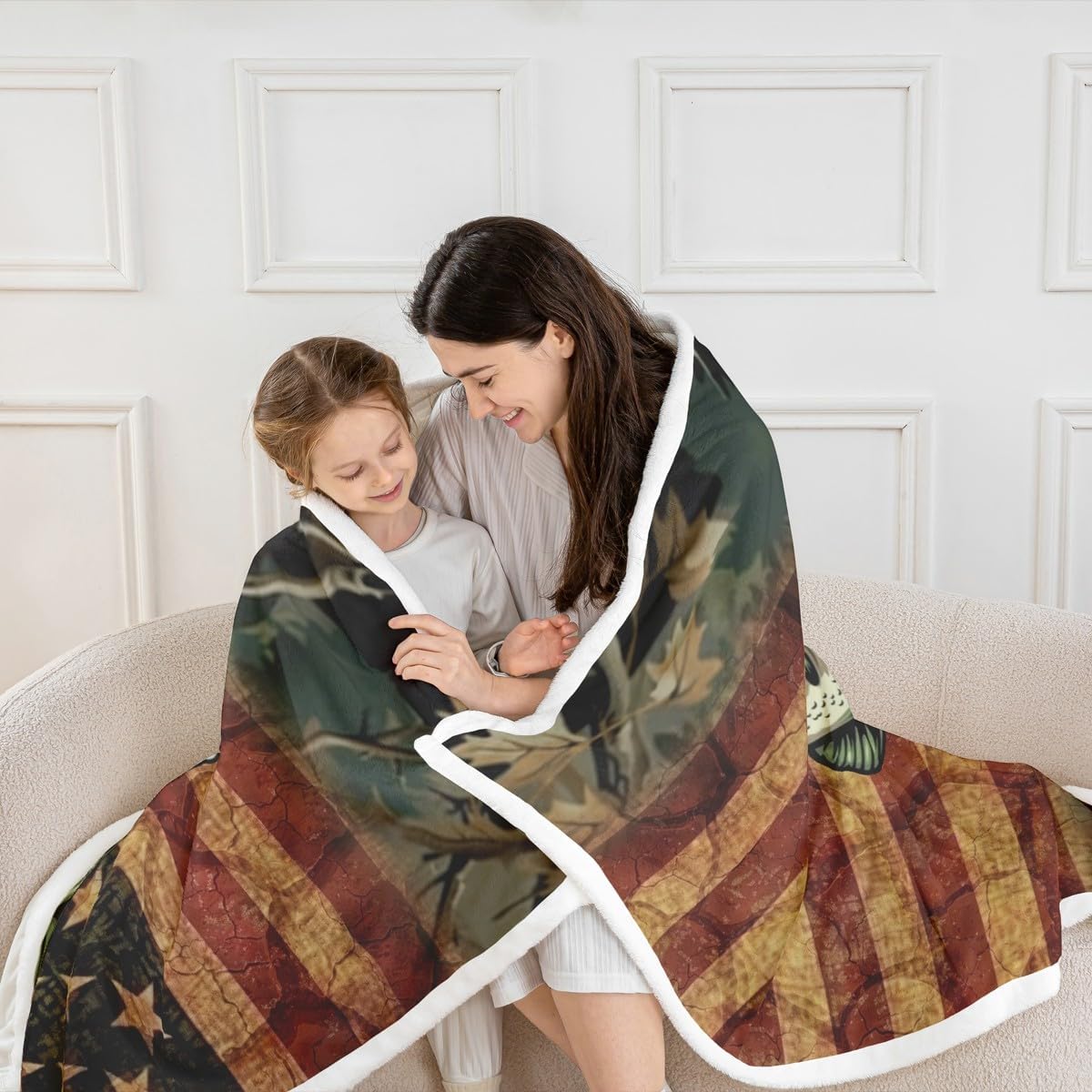 Erosebridal American Flag Camo Fleece Blanket Queen 90x90 Vinatge Bass Fish Fuzzy Plush Throw for Sofa Country Woodland Camouflage Rustic Sherpa Blanket Nature Dead Branches Pattern All Season