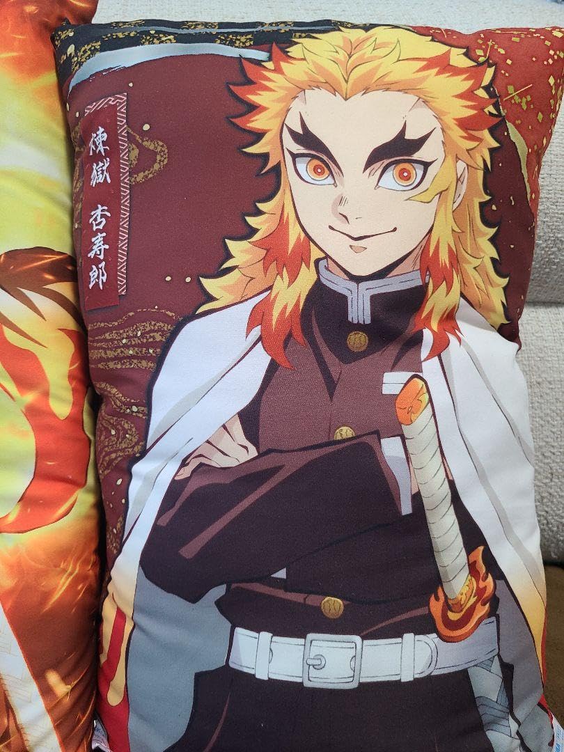 鬼滅の刃　煉獄杏寿郎　クッション　枕 Amazon.co.jp: 週末 鬼 滅 煉獄杏寿郎 クッション : ホーム＆キッチン