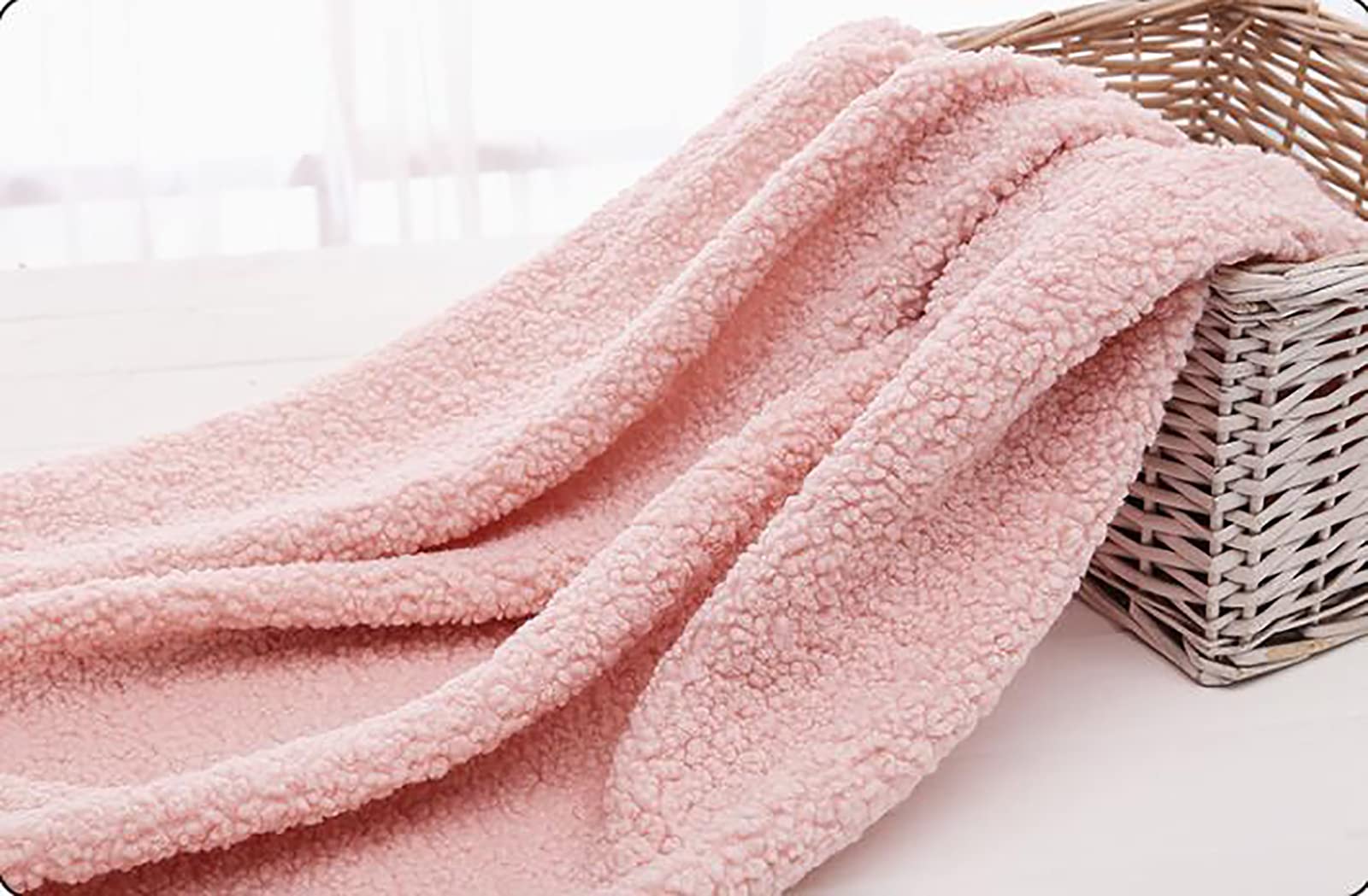 Gruba pluszowa tkanina sztuczne futro tkanina miś polar tkanina na tło materiały rzemieślnicze szalik DIY szycie ręcznie robione lalki poduszka poduszki do siedzenia, 160 * 100 cm (Kolor: różowy)