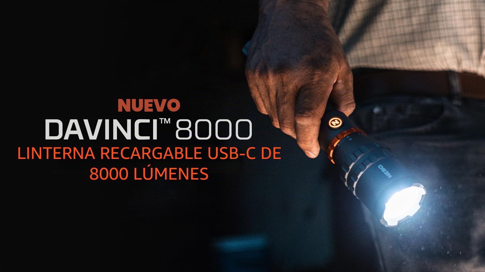 NEBO Davinci 8000 Linterna Recargable – 8.000 Lúmenes | Zoom 4x | 5 Modos | 45h en Bajo | IP67 | Smart Temp Control | Banco de Energía USB | Direct-to-Low | Aluminio | USB-C