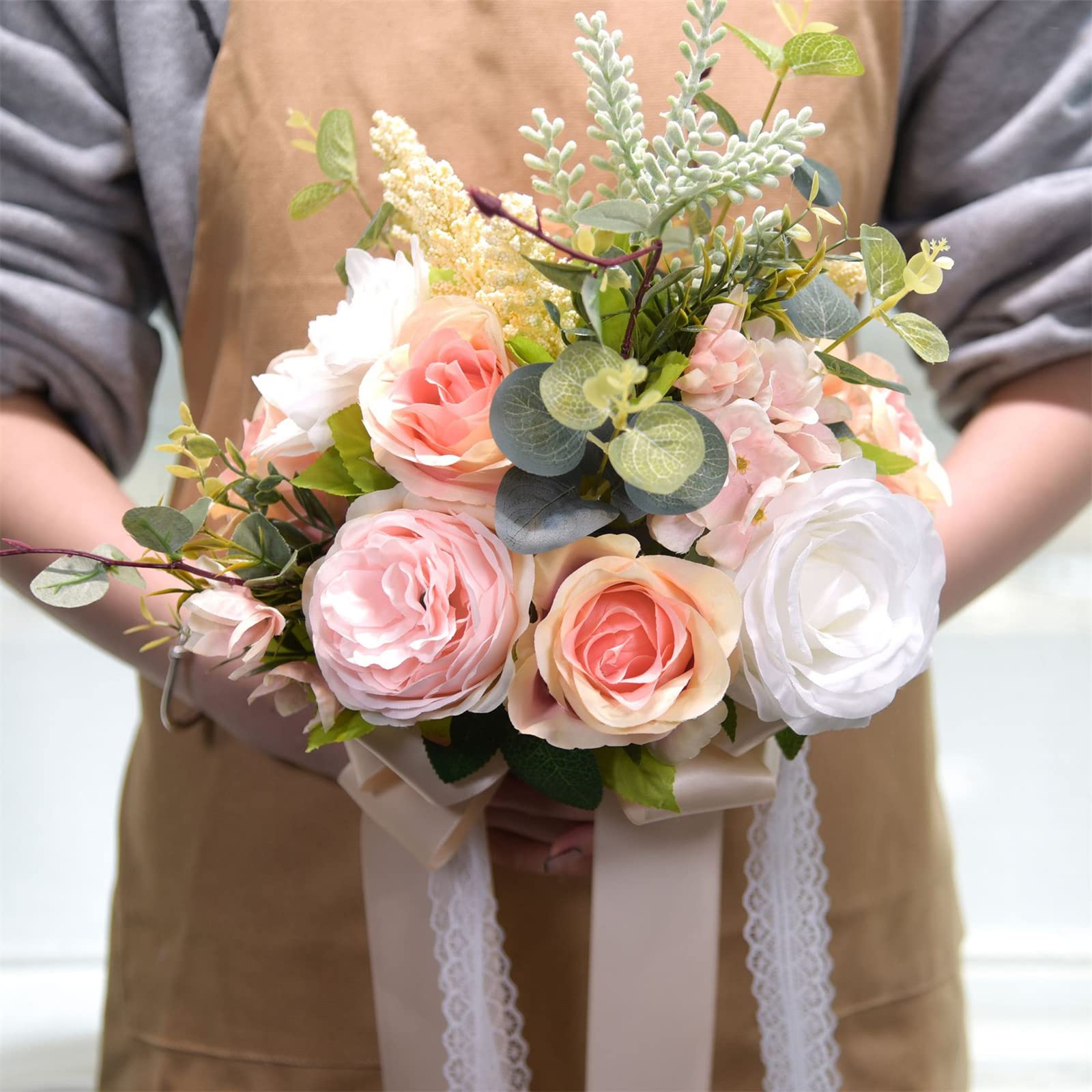 Bouquet di rose artificiali in seta, fatto a mano, per sposa o per feste.