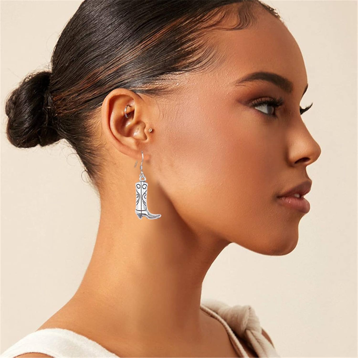 6 Pairs Western Cowboy Dangle Earrings for Women Vintage Gun Cattle Head Horseshoe Boots Hat Western Earrings Rodeo Country Earrings - Image 4