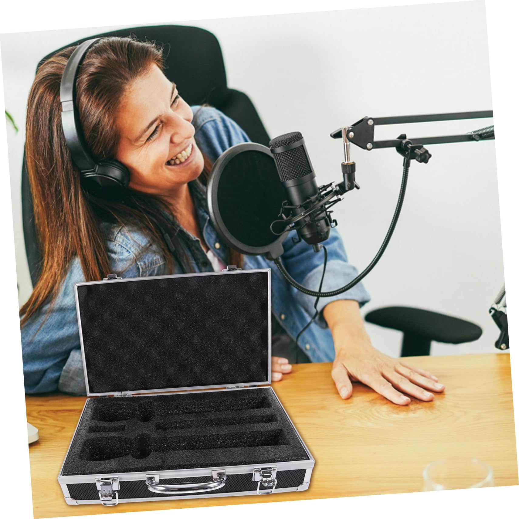 SOIMISS Valigetta Porta Microfoni in Alluminio per 2 Pezzi, Nera | Struttura Multi-scomparto, Interno in Spugna, per Sala Karaoke e Registrazione