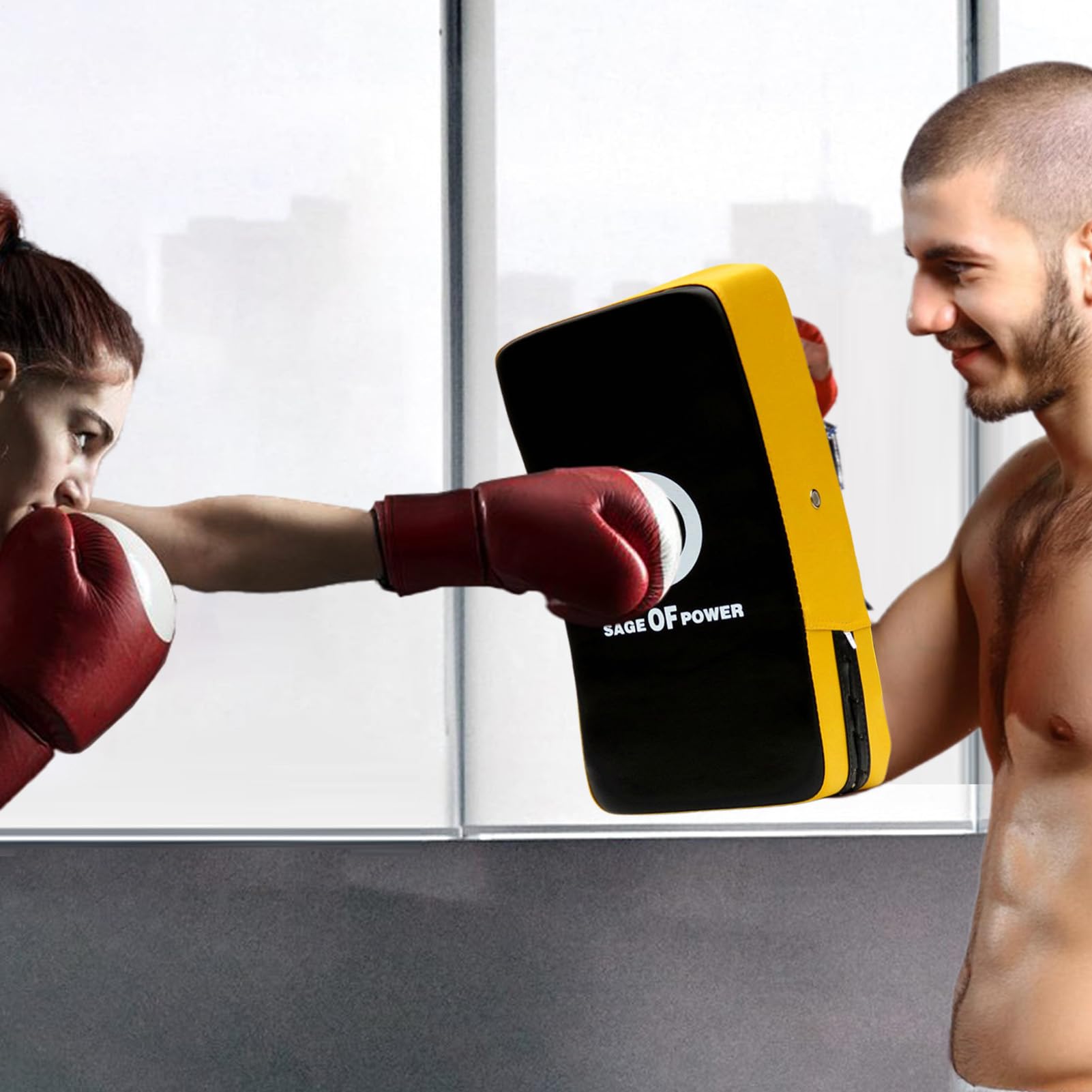 Paracolpi curvo per allenamento da boxe, per Muay Thai, kickboxing, karate con cinghie regolabili per pratica di arti marziali, 39 x 19 x 10 cm