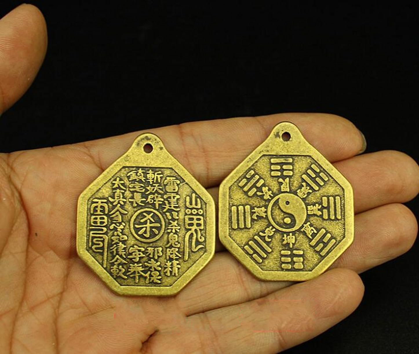 (3.5x3x0.1cm Chinese Feng Shui Brass Bagua Coin Pendant, Fengshui ba gua Charm,Feng Shui Ornaments Chinese Bagua Bless Coin Home Supplies Decoration Bring Wealth and Luck Hang,10 Pcs